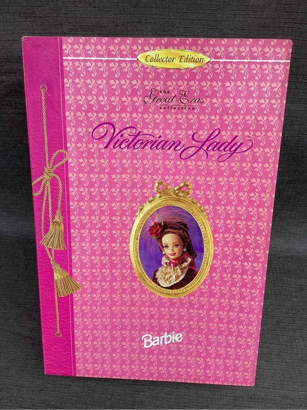 Barbie Victorian Lady Collector Box in Pink and Gold💗